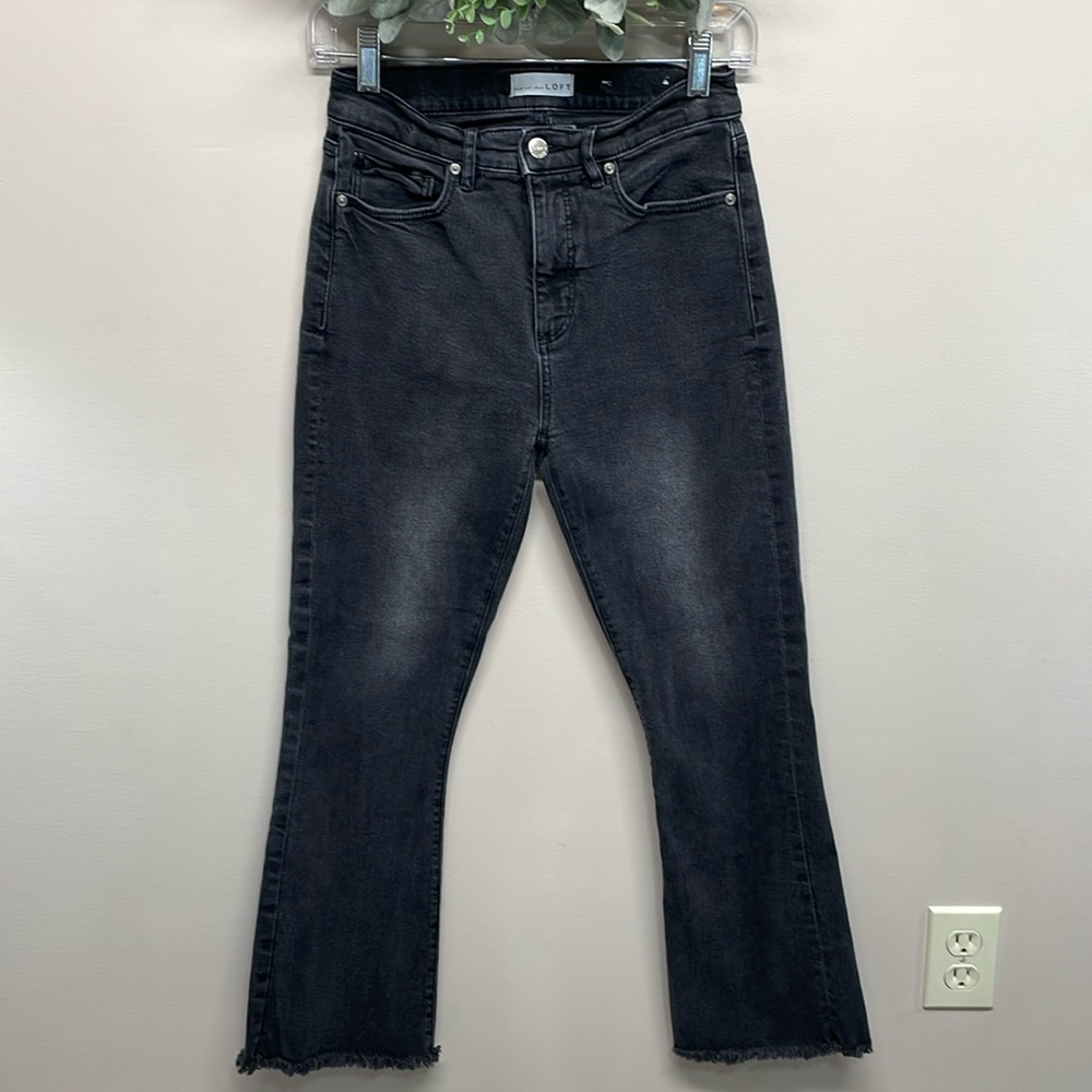 Loft The Kick Crop Black Wash Denim Jeans Raw Hem 26/2